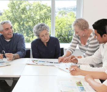 Curso de inglés adultos mayores 30 años